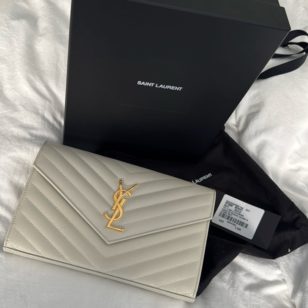 saint laurent ysl cassandre chain wallet on chain cream beige